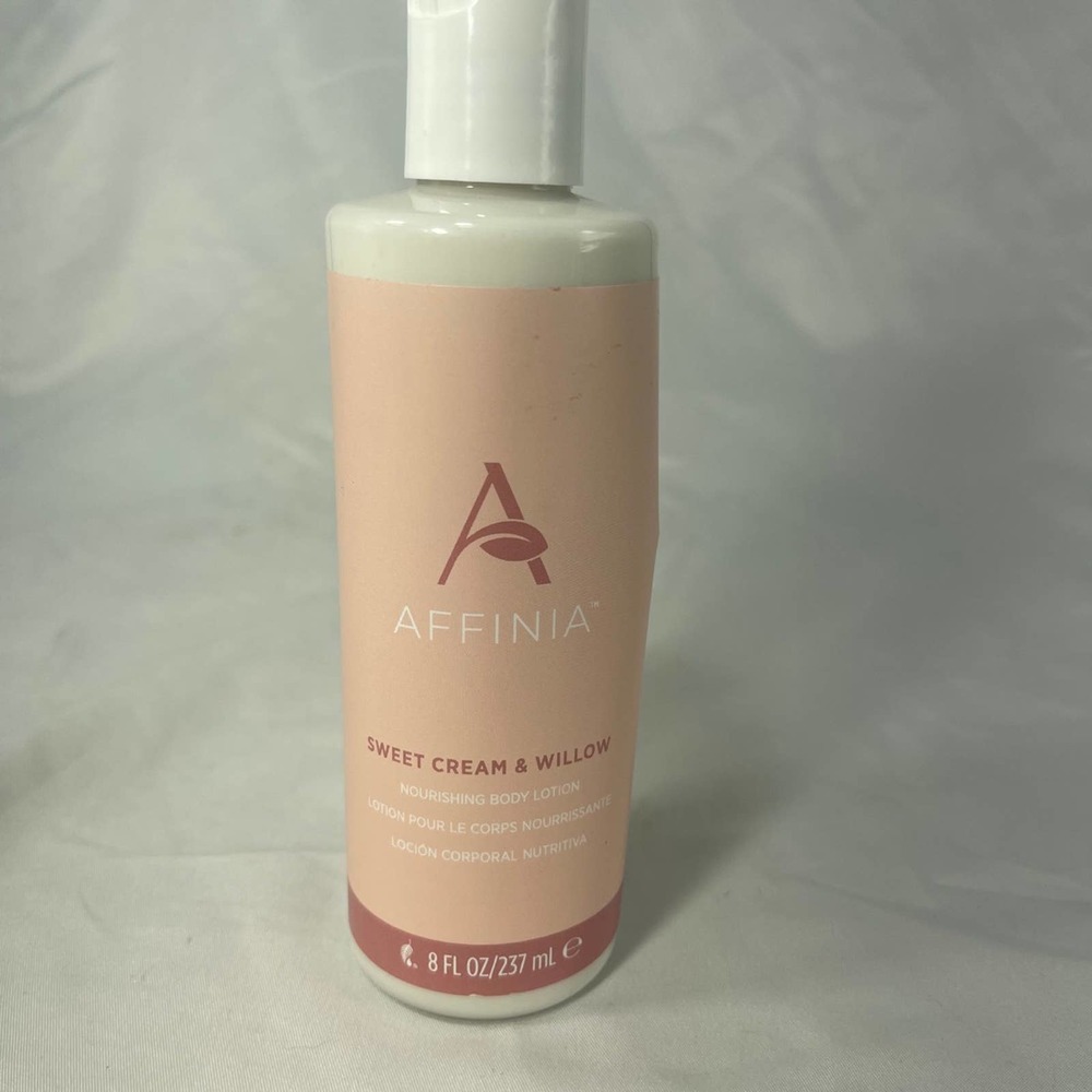 Affinia Melaleuca Sweet Cream & Willow lotion